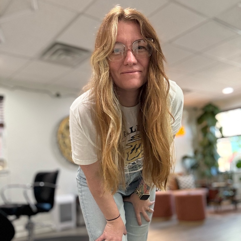 Meet your Posher, Mazey